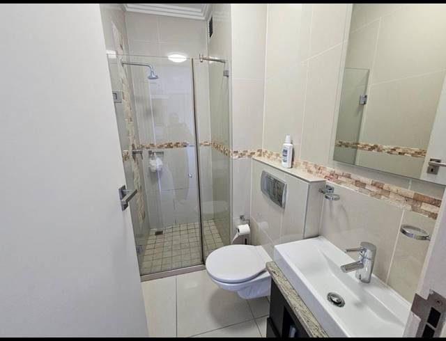 2 BEDROOM APARTMENT FOR SALE IN UMHLANGA RIDGE